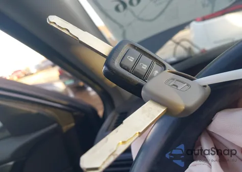 2015 Honda Accord Sport z USA, uszkodzony, nr VIN 1HGCR2F58FA213963